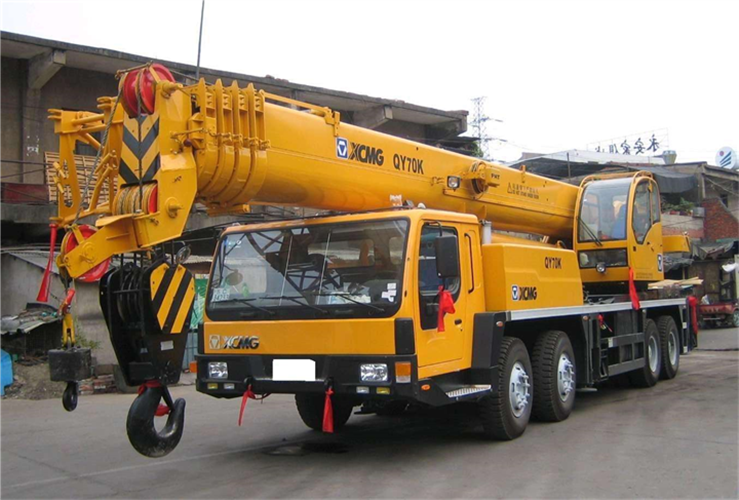 定陶区吊车出租选择重点